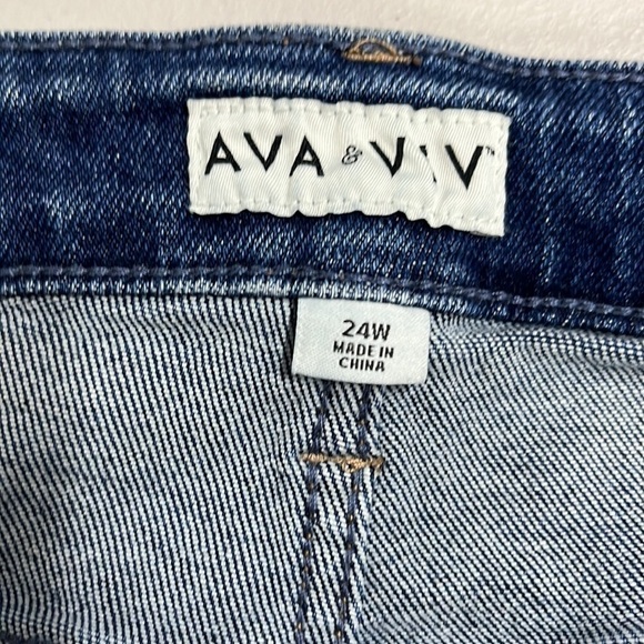 AVA & Viv mid rise, slim straight, crop stretch, denim jeans - Picture 4 of 5